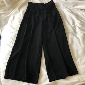 Zara XS Black Goucho-Style Capri Pants w/ Sash